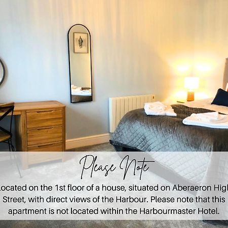 Harbourmaster Hotel Aberaeron Exteriör bild