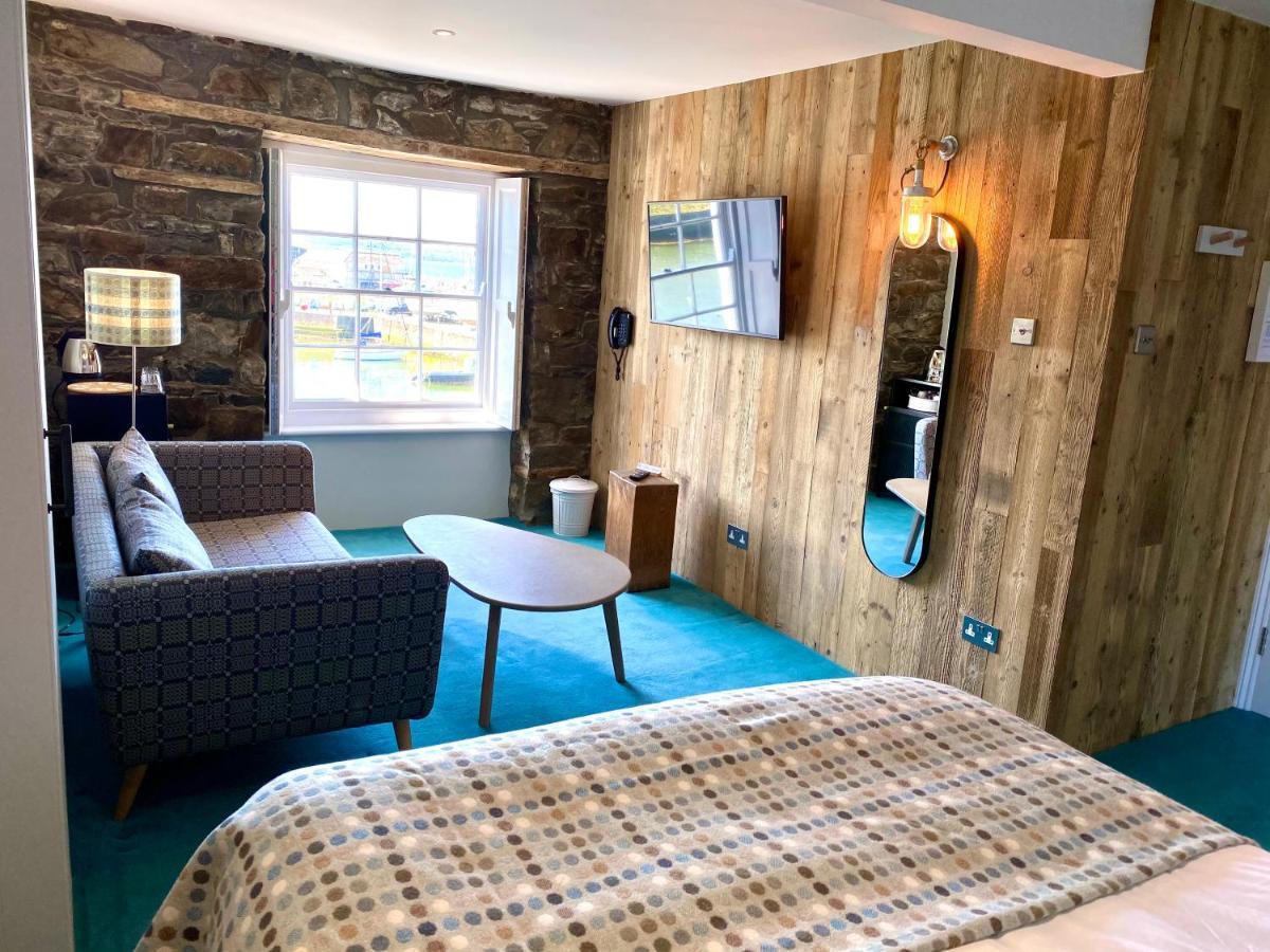 Harbourmaster Hotel Aberaeron Exteriör bild