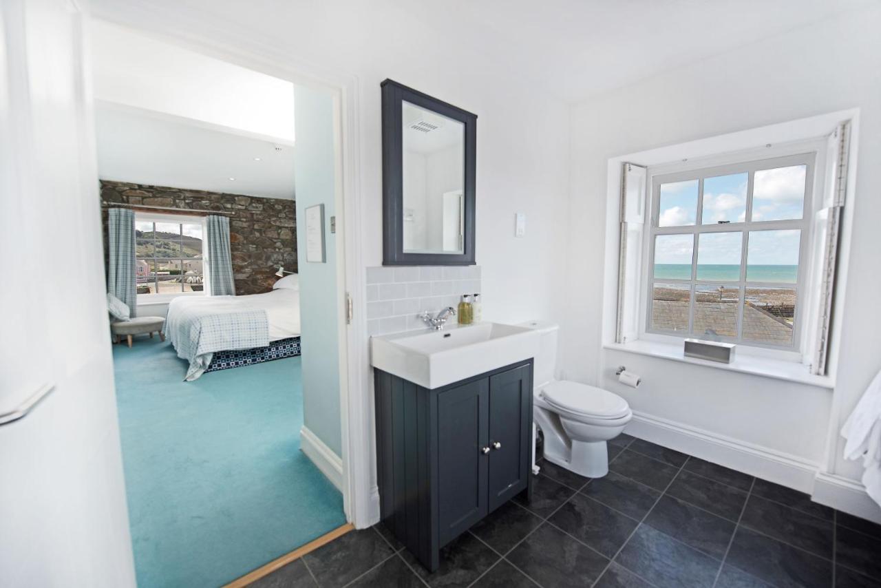Harbourmaster Hotel Aberaeron Exteriör bild