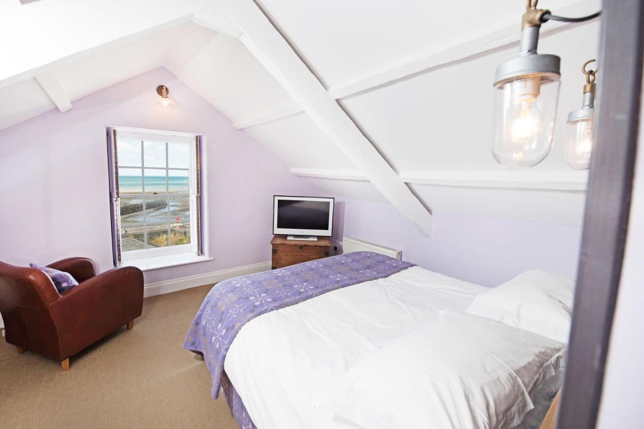 Harbourmaster Hotel Aberaeron Exteriör bild