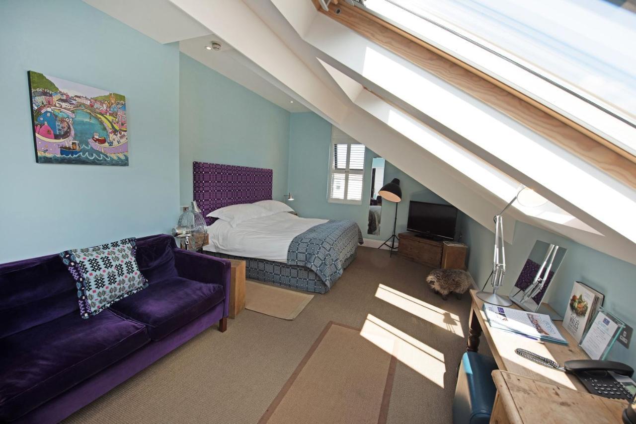 Harbourmaster Hotel Aberaeron Exteriör bild